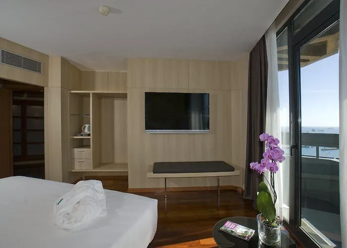 Отель Ac Gran Canaria By Marriott Лас-Пальмас-де-Гран-Канария