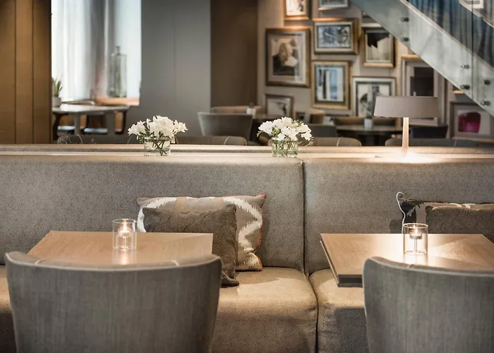 إيه سي غران كناريا، إيه ماريوت لايف ستايل هوتل